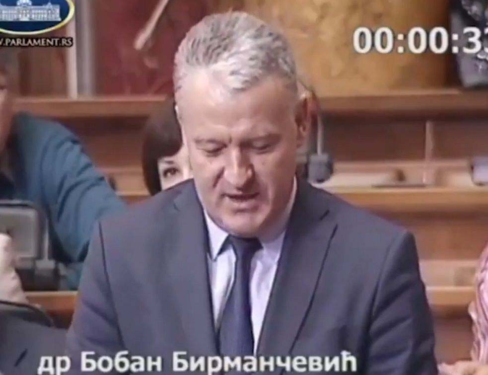 Из твојих уста у Божје уши, доктор Бобане! Напредњак се мало излетео па рекао нешто што већина Србије ПРИЖЉЕКУЈЕ, 